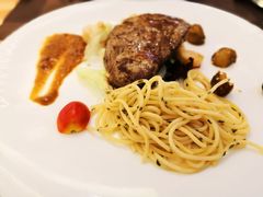 -红房子西菜馆(淮海中路店)