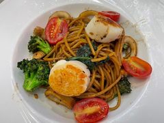佛罗伦斯花枝干贝面-Dazzling Cafe 蜜糖吐司专卖店