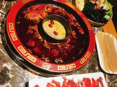 鲜切吊龙牛肉-蜀辣居鲜货老火锅(红牌楼店)