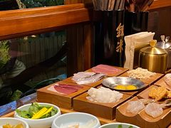 -银米·云南传统过桥米线(双廊黑金冠店)