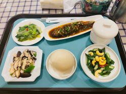 -月之旅·尊 高端月子会所(科馨别墅一店)