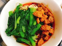 -潘国仙耳光馄饨(黄家阙路店)