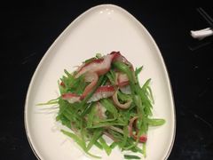荷兰豆蚌肉-A One Kitchen·南京精菜馆(德基广场店)