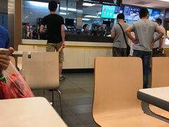 -麦当劳(轻轨曹杨路店)
