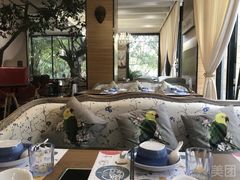 -樾餐厅泰式海鲜火锅(民歌湖店)