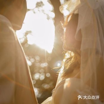 有你的日子，不在寂寞。 有你的陪伴，无线浪漫。