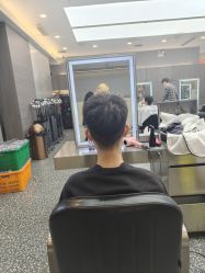 -川和潮人