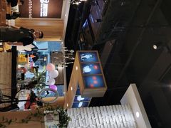 -藏猫猫咖啡主题馆(中央大道店)