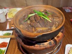 -阿润打边炉·鲜切鸡煲(华漕店)