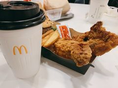 -麦当劳(乳山路店)