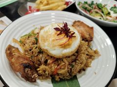 -伯顿西餐厅(厚街香榭丽店)