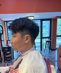 -鸿運 BARBER SHOP男士理发馆
