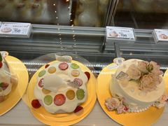 -花花卷卷·鲜食蛋糕(静安久光百货店)