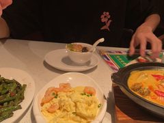 -肥仔文澳门猪骨煲(南京西路店)