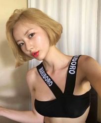 -BTR发型定制潮沙龙店