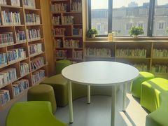 -浦东新区花木街道图书馆