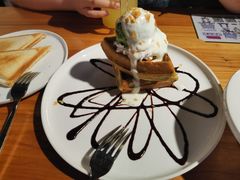 -more than meow吴止猫主题餐厅(承德 中船汇店)