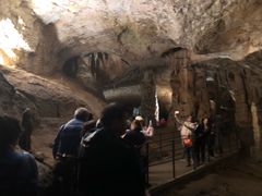 -波斯托伊纳溶洞