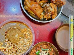 -王万妈卤猪脚(青岩交通路)