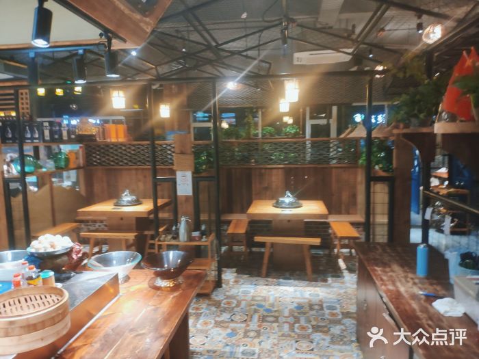 77号·蒸海鲜青岛菜(积米崖店)大堂图片
