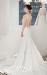 -艾米丽婚纱礼服