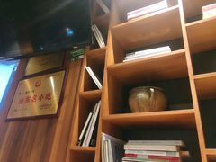 -亮亮面馆(经六路店)