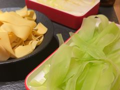 -晓宇重庆火锅(西安荟聚店)