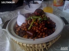 猪尾巴黄豆煲-阿英煲(凉城路店)