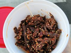 -鑫记婆婆兔·成都特产·兔头手撕兔(太古里店)