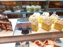 酸奶提子-卡吉诺动物奶油生日蛋糕(蓝堡湾店)