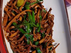 -老湘亲·品鉴湘菜(蔡塘爱琴海店)