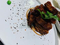 本帮熏鱼-蝶园·装修中(BFC外滩金融中心店)