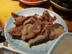 精品牛五花-唯成•韩国炭火烤肉 유성고기