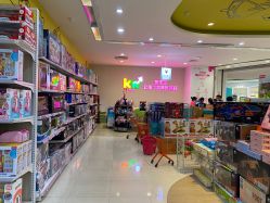 -孩子王(昆山招商花园城店)