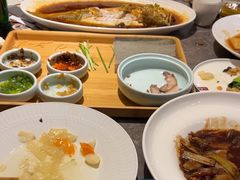 -闫府私房菜·百年鲁菜(恒隆店)