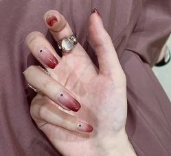 -悦指间美甲美睫