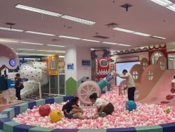-孩子王童乐园(石家庄裕华万达店)