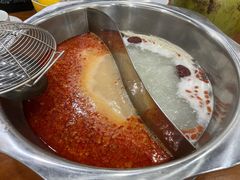 糟柏醋火锅-老何家后安粉·糟粕醋海鲜火锅(三亚湾椰梦长廊店)