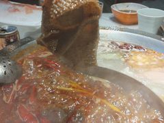 -巴国妹子毛肚火锅(蓝光悦城店)