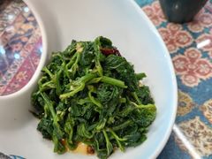 -乡村馕坑肉·烧烤·新疆菜·本地人更爱吃(阿勒泰首店)