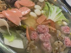 -泸州酸菜豆花火锅川师店