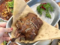 -蓉三少冒烤鸭·四川小吃集(北京首店)