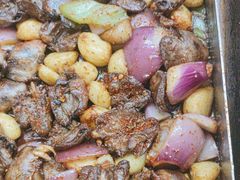 -老东镇啤酒屋海鲜加工·蒸汽海鲜·海鲜烧烤(台东店)