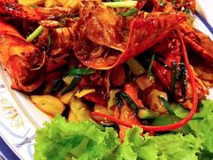 -J Daeng Seafood