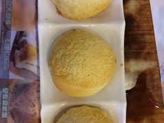 酥皮焗叉烧包-添好运点心专门店(深水埗店)