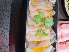 -宽板凳老灶火锅(台湾街店)