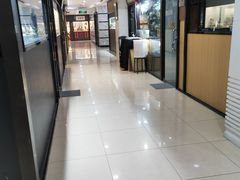 -云洲古玩城(大木桥路店)