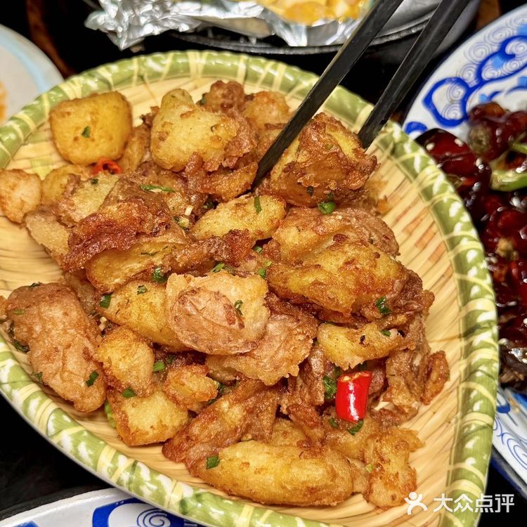 可惜你不在成都,武侯祠这家苍蝇馆子好吃s啦