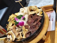 -一朵菌·野生菌探索家火锅(南亚店)