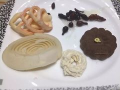 -西藏饭店·亚克·食光自助餐厅(文殊院店)